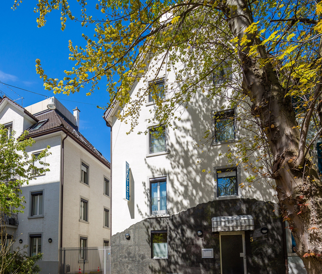 APARTHOTEL Hugenschmidt