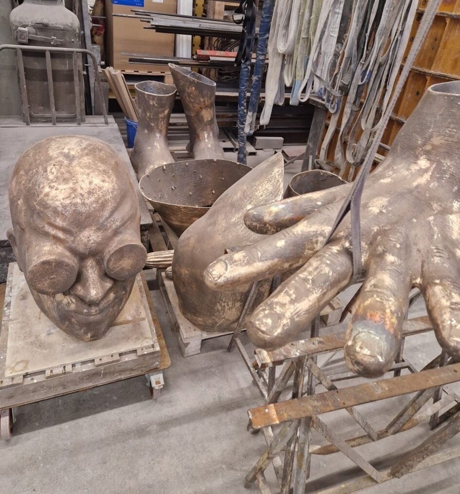 Mr. Arbitrium, Kunst am Bau, Ledermann Immobilien