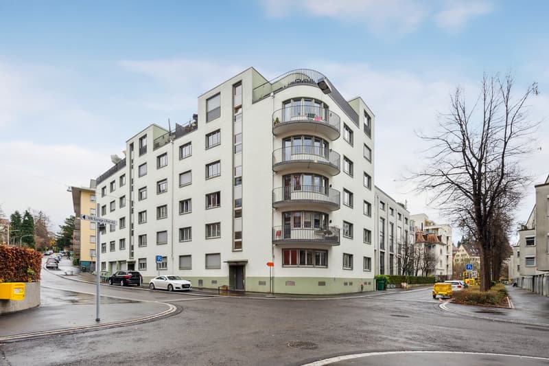 Moderne 2.5 Zimmer-Wohnung (75 m2) im hinteren Seefeld